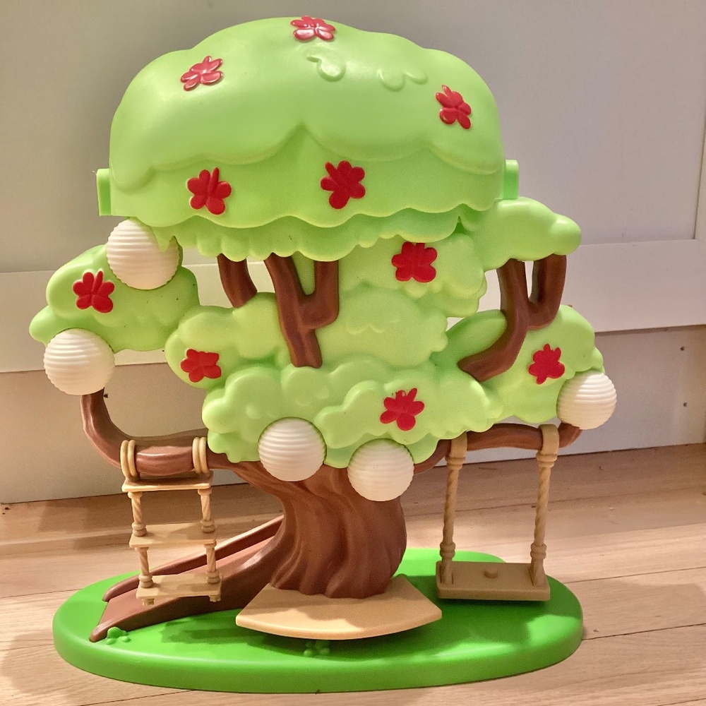 Bluey Treehouse Playset House only